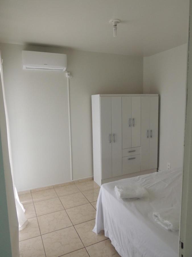 Apartamento Mobiliado Com Garagem Apartment Chapeco Bagian luar foto